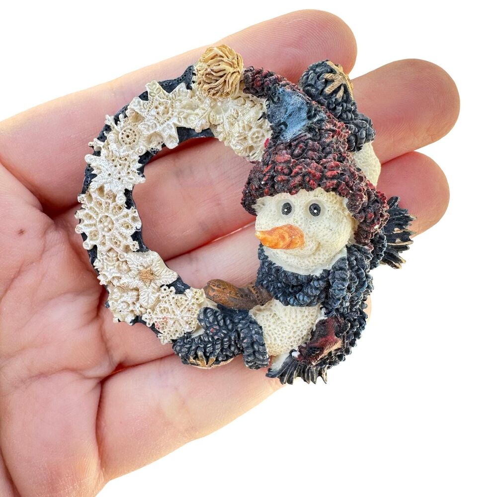 Vintage Jewelry Snowman Wreath Brooch Winter Pin